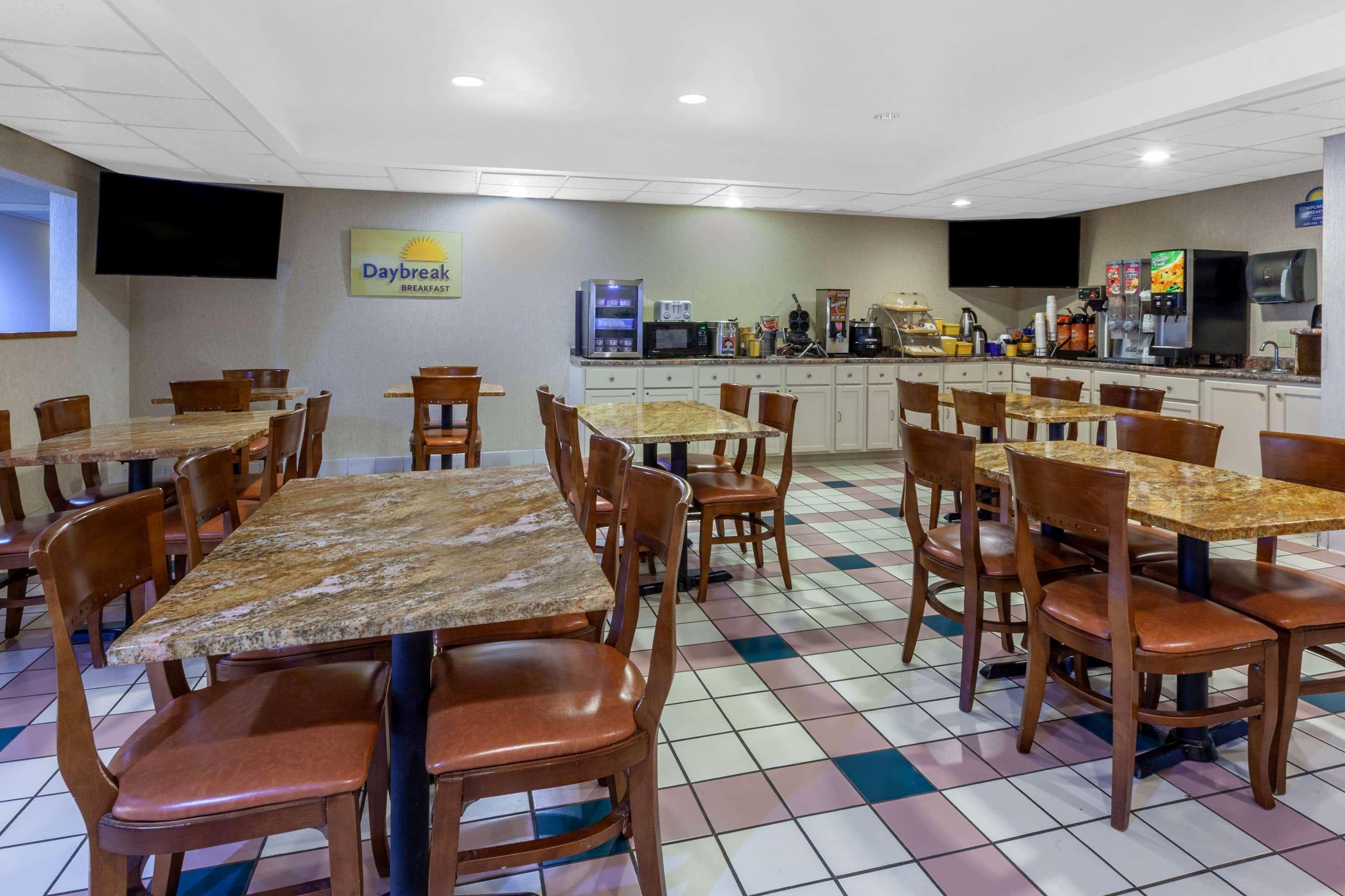 Days Inn By Wyndham Milan Sandusky South Luaran gambar