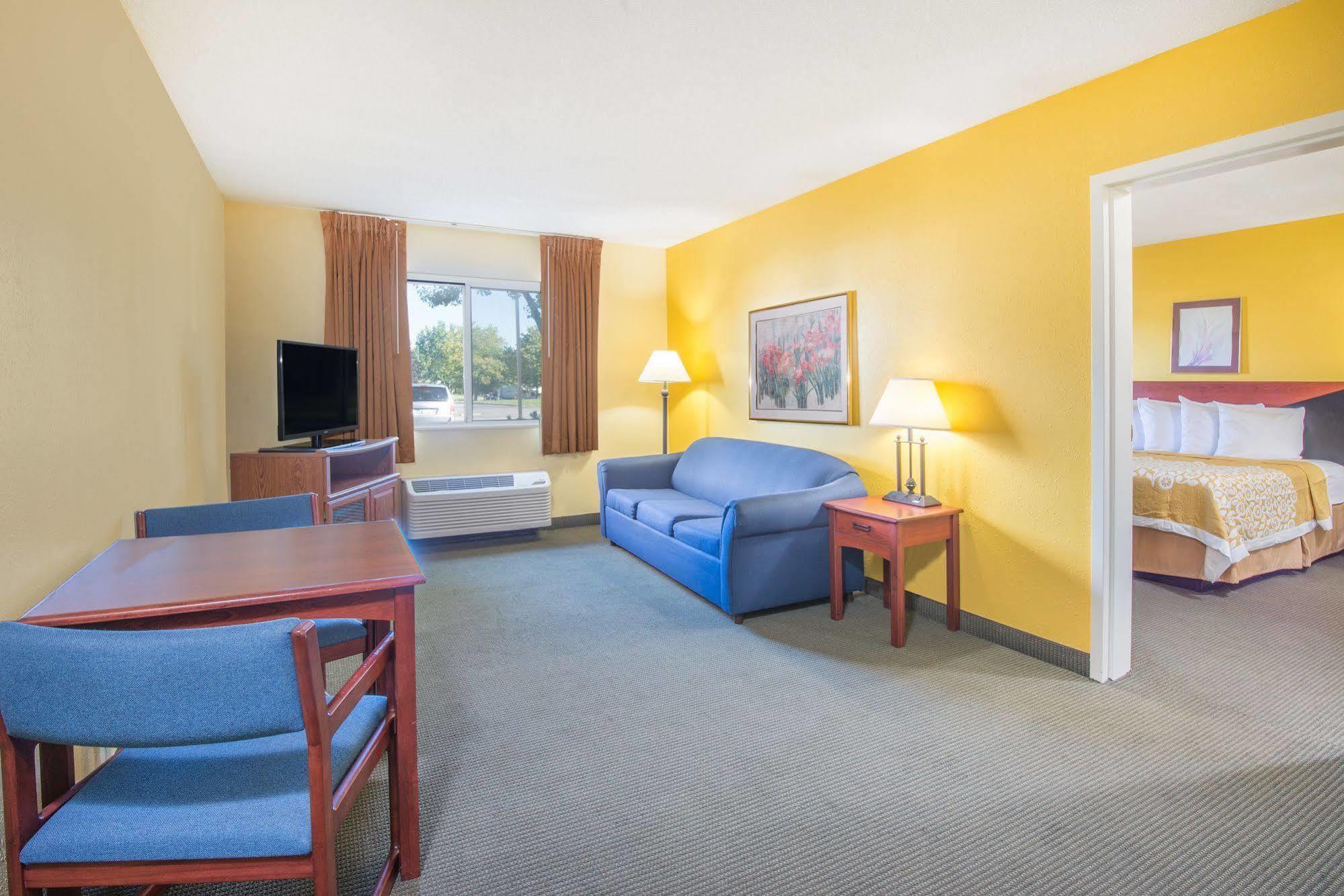 Days Inn By Wyndham Milan Sandusky South Luaran gambar
